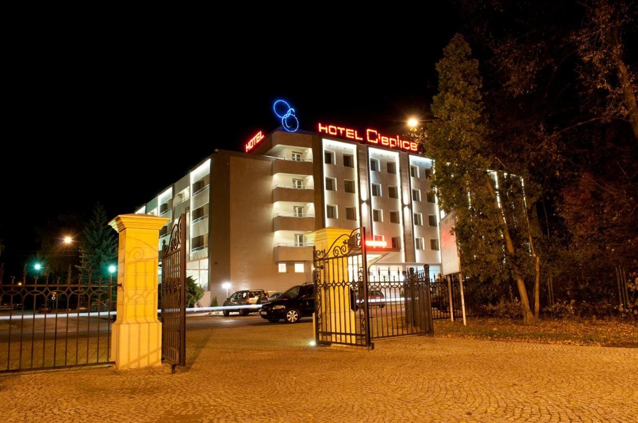Отель Hotel Cieplice Еленя-Гура-4